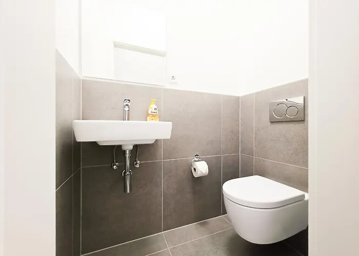 Tolstov - 3 - Kitchen - Dining - Terrace - 25 Min To Messe Dus Düsseldorf