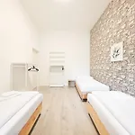 Tolstov - 3 - Kitchen - Dining - Terrace - 25 Min To Messe Dus *