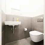 Tolstov - 3 - Kitchen - Dining - Terrace - 25 Min To Messe Dus Düsseldorf