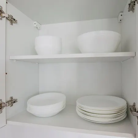 Tolstov - 3 - Kitchen - Dining - Terrace - 25 Min To Messe Dus Апартаменты *