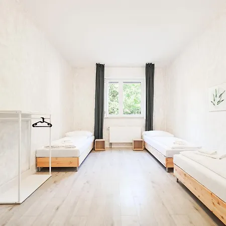 Apartmán Tolstov - 3 - Kitchen - Dining - Terrace - 25 Min To Messe Dus Düsseldorf