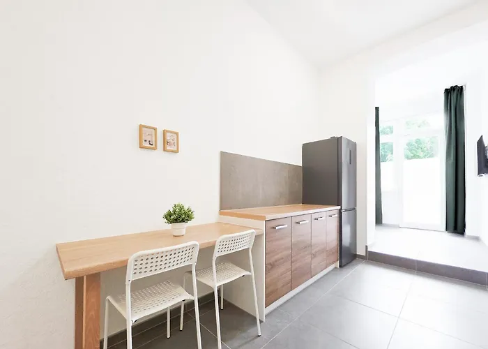 Apartmán Tolstov - 3 - Kitchen - Dining - Terrace - 25 Min To Messe Dus
