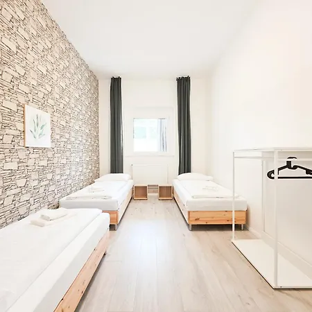 Tolstov - 3 - Kitchen - Dining - Terrace - 25 Min To Messe Dus Apartamento Düsseldorf